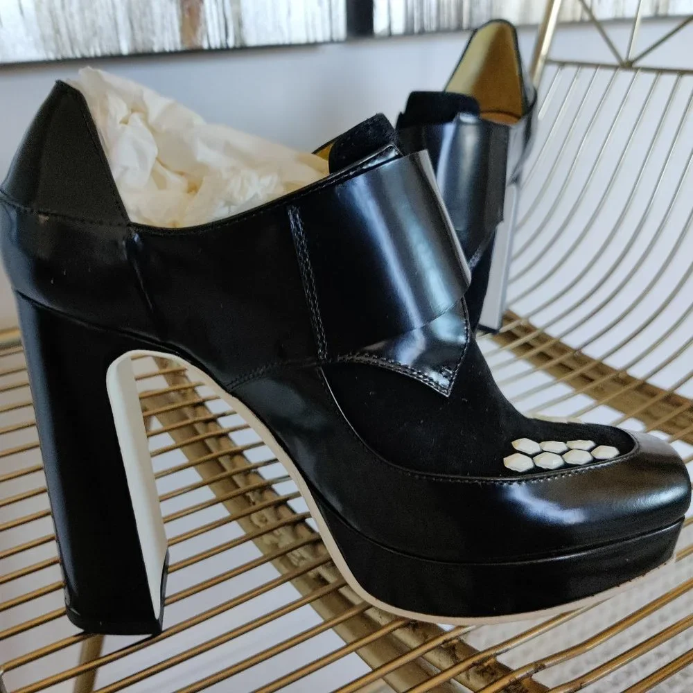 NIB $425 Pollini Italy booties. IT 38 US 7 amd IT 40 US 9‎